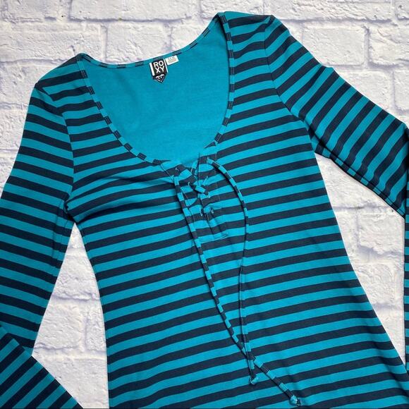 NEVER WORN Roxy Lace Front Striped Dress - Picture 2 of 8